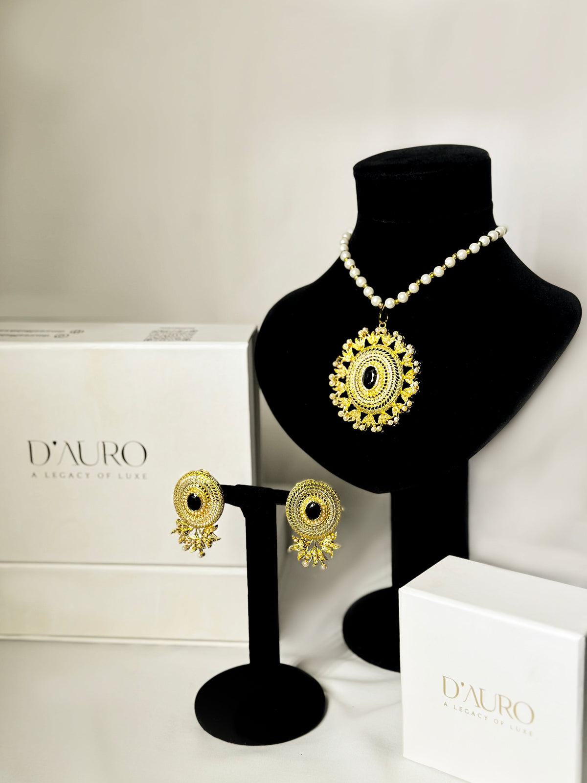 Regal Radiance Collection